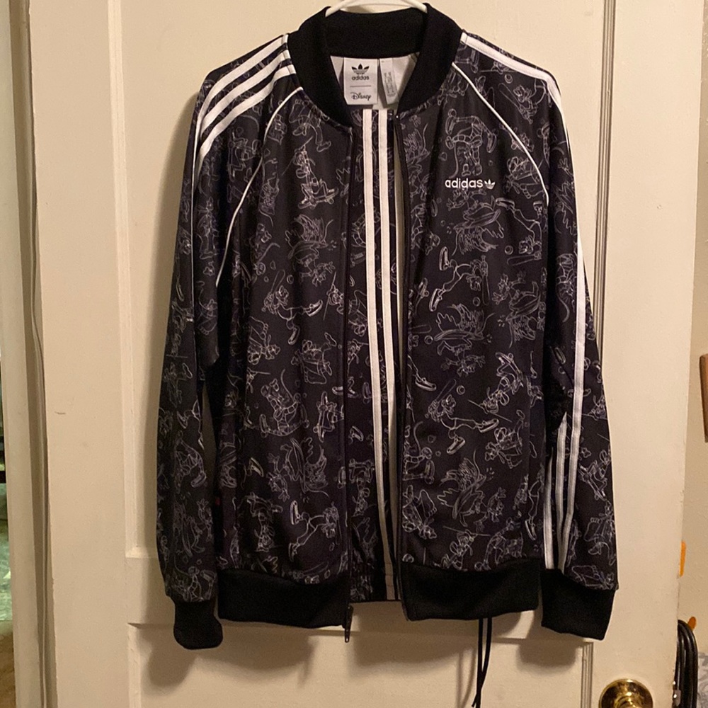 Men’s Adidas Disney Goofy Jogger Suit with pin